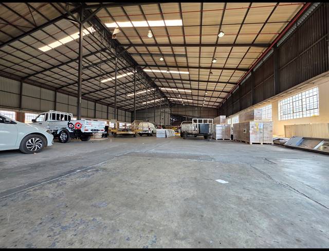 3,578M² WAREHOUSE TO LET IN BOOYSENS